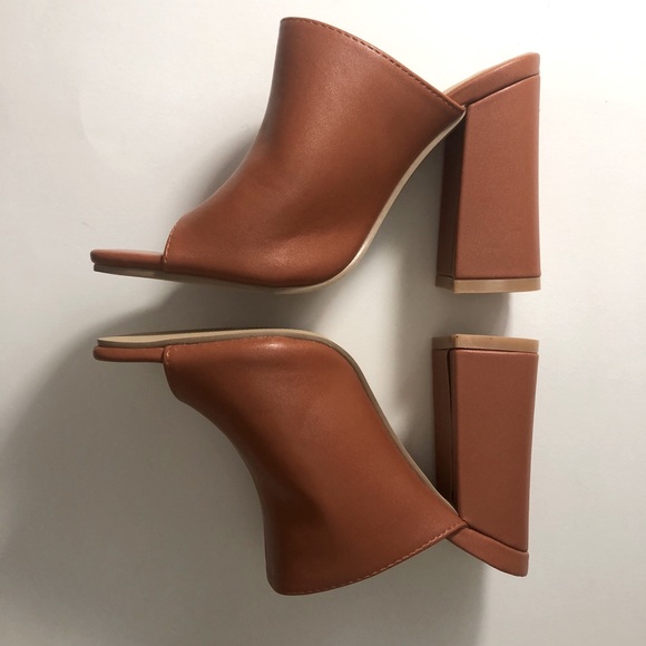 ✨NWOT✨ 4” Brown Leather Chunky Block Open Toe - Picture 3 of 9